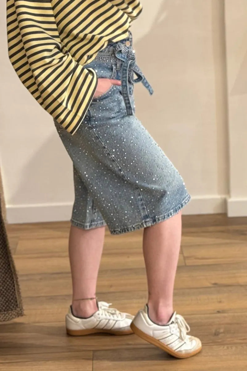 Women's Fashion Sparkling Rhinestone Cropped Jeans with Belt