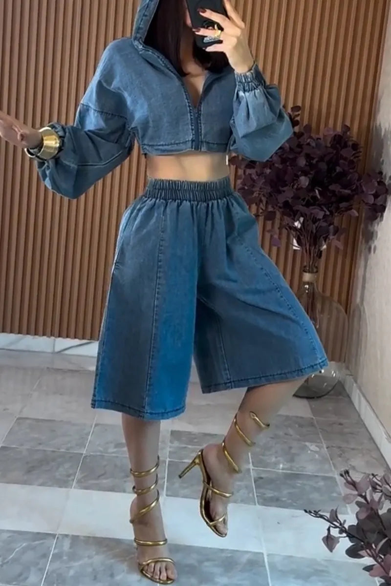 Women's Casual Hooded Denim Jacket or Loose Short Jeans