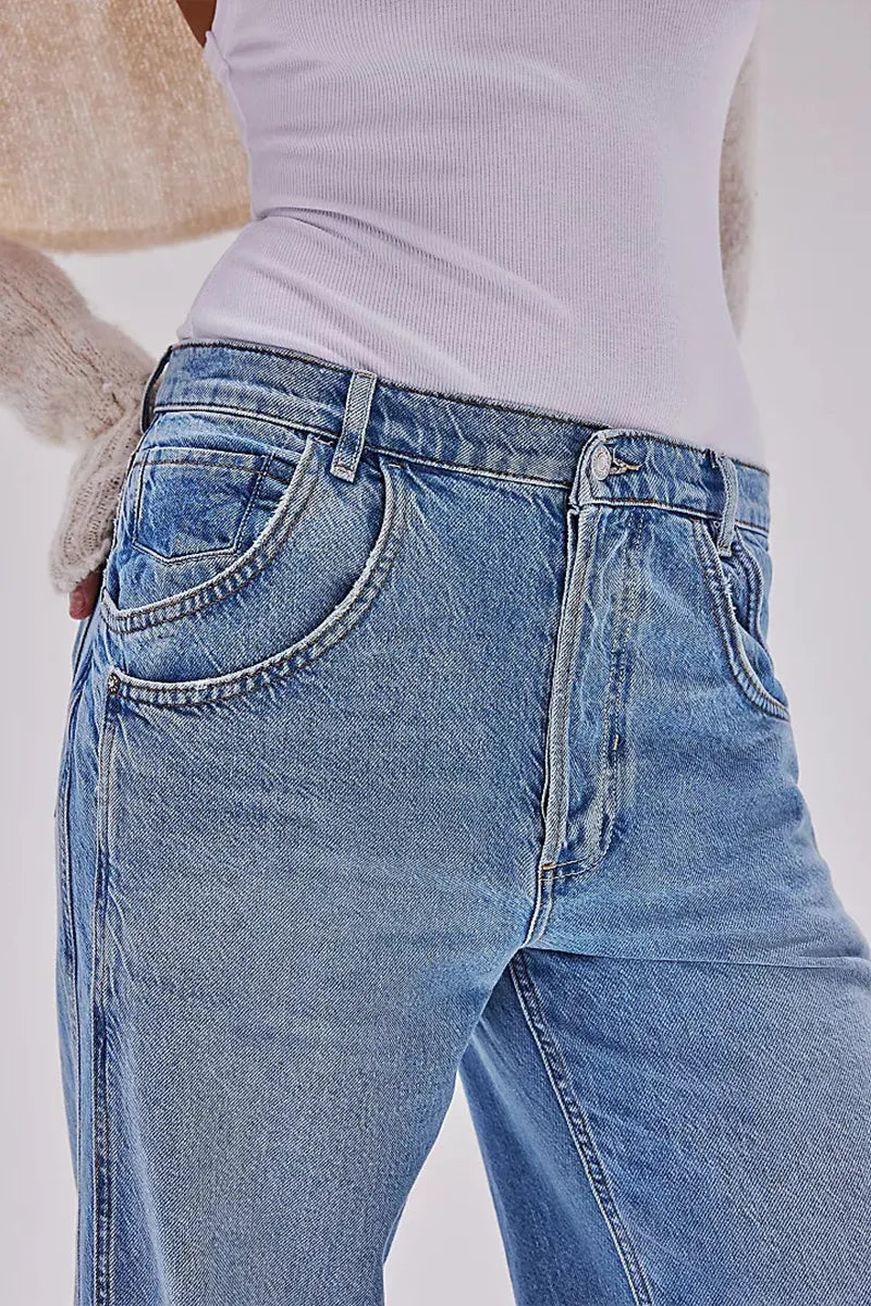Women's Vintage Wash Mid-Rise Turn-Up Jeans