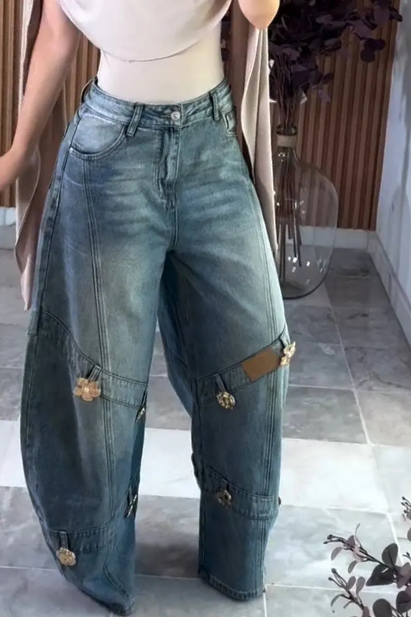 Women's Fashion Patchwork Rhinestone Decor Curved-Cut Jeans