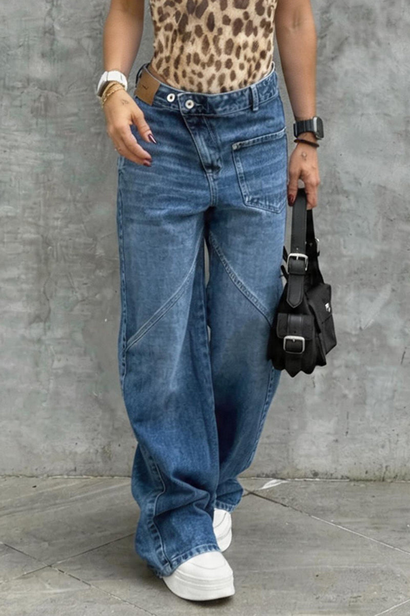 Women's Fashion Asymmetric Waist Pocket Patch Jeans