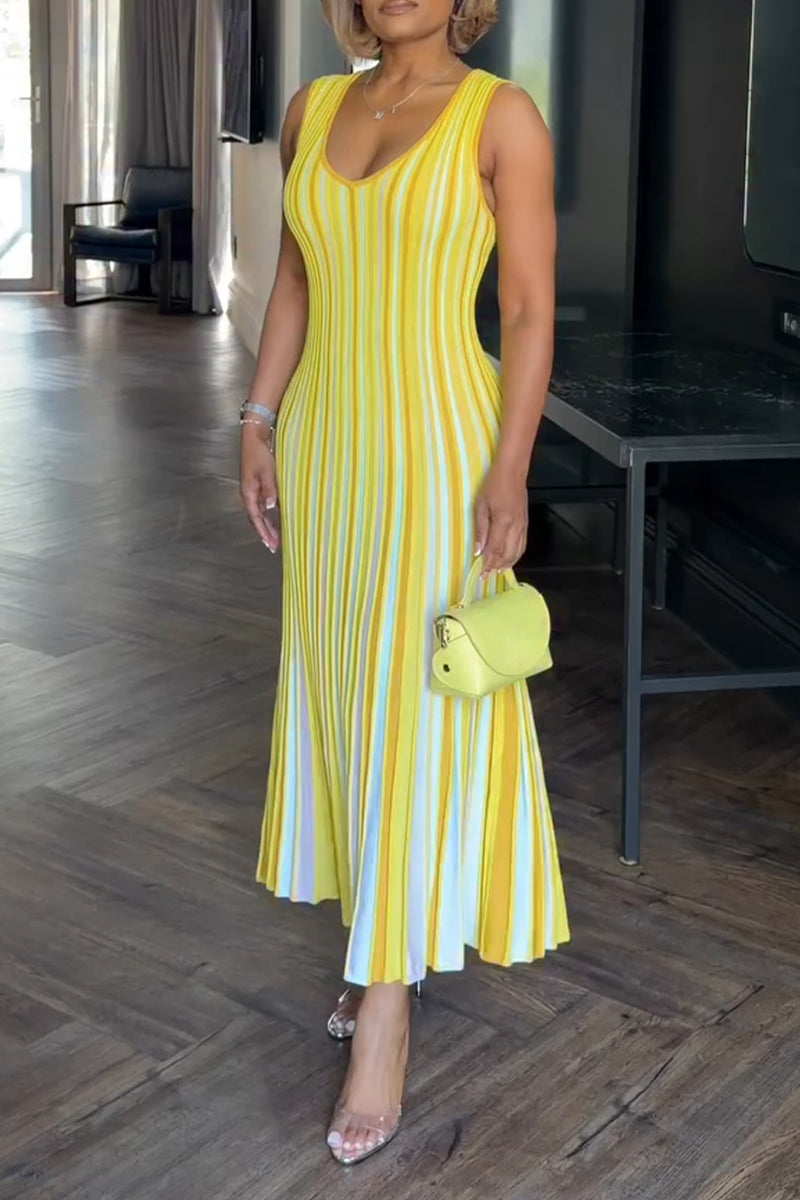Women's U-neck Colorful Vertical Elegant Casual Dress