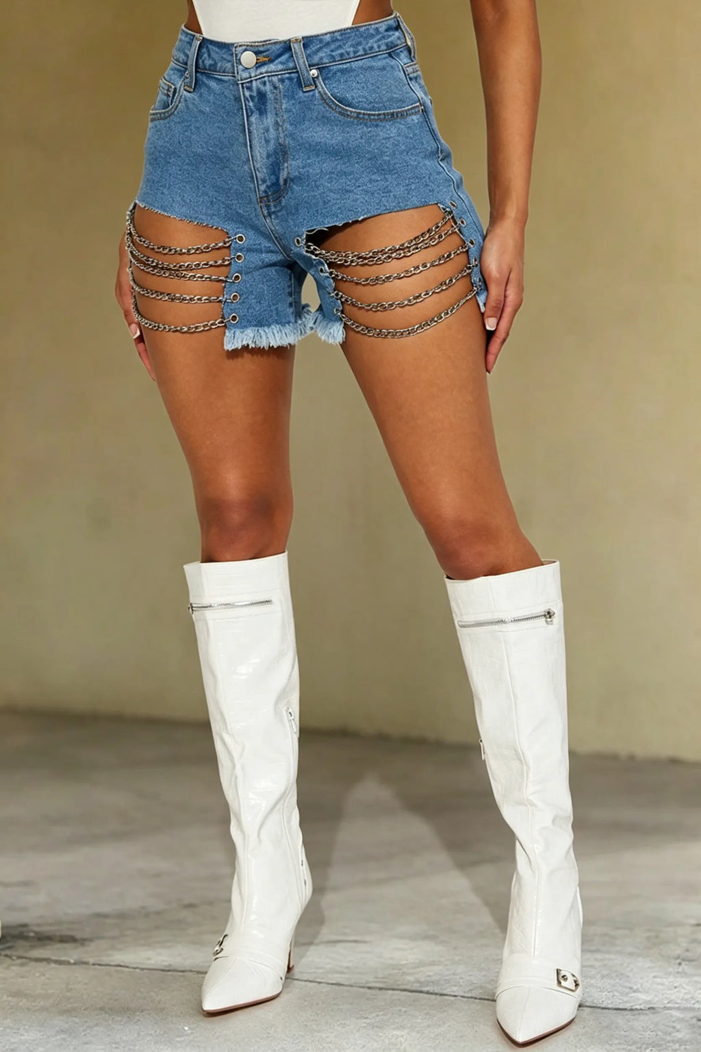 Women's Fashion Chain Trim Cropped Jeans