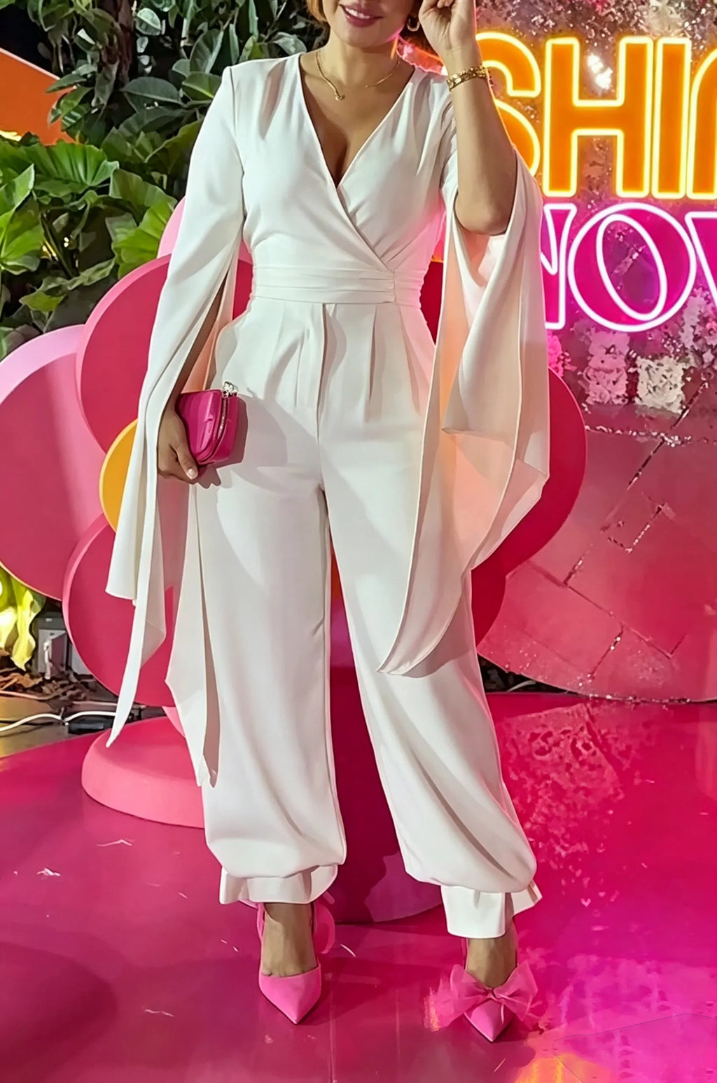 Women's Elegant V-Neck Flowing Long Sleeve Jumpsuit