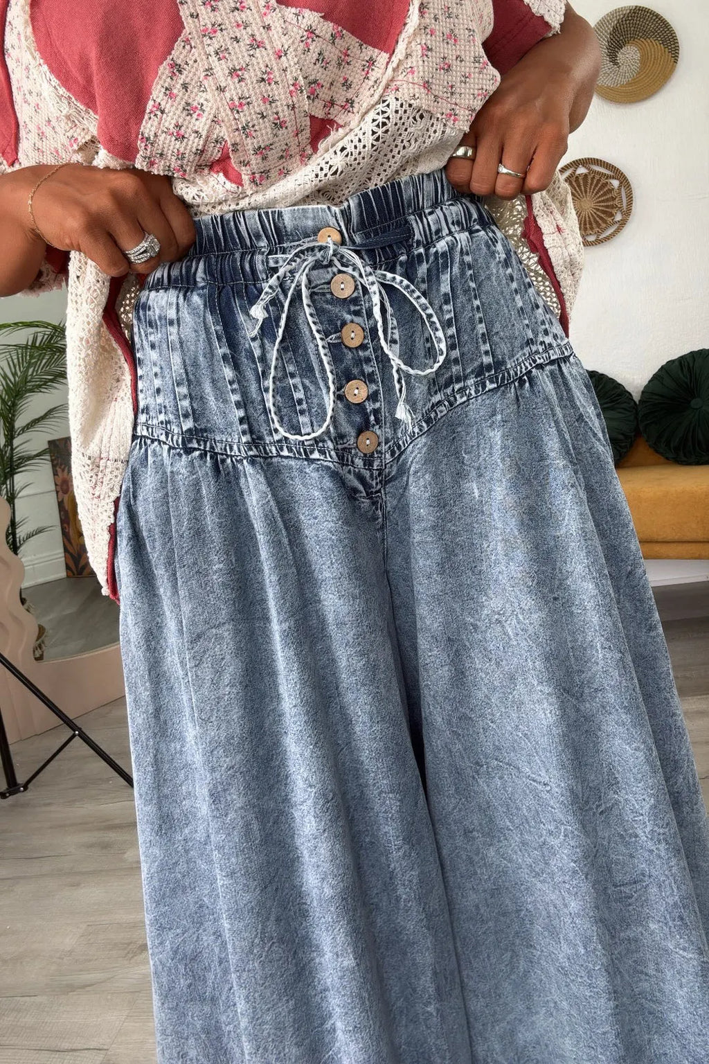 Women's Casual Waist Pleated Drawstring Washed Wide Leg Jeans
