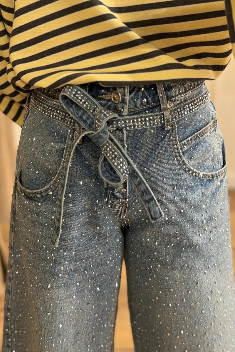 Women's Fashion Sparkling Rhinestone Cropped Jeans with Belt