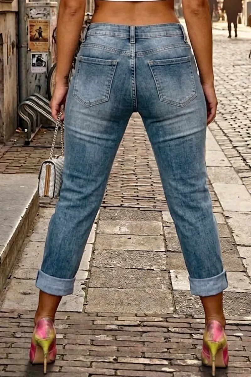 Women's Casual Skinny Jeans With Chain Design