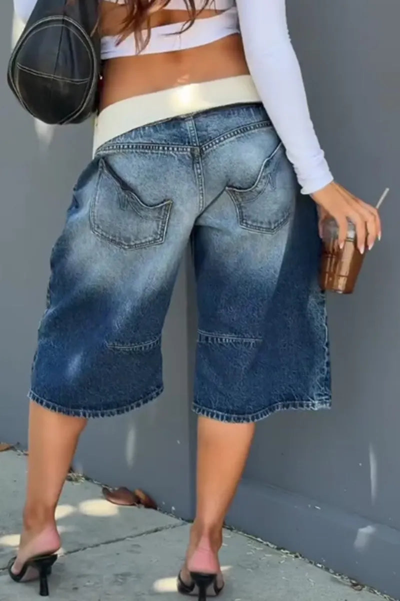 Women's Printed Loose Fit Cropped Denim Shorts With Contrast Waistband