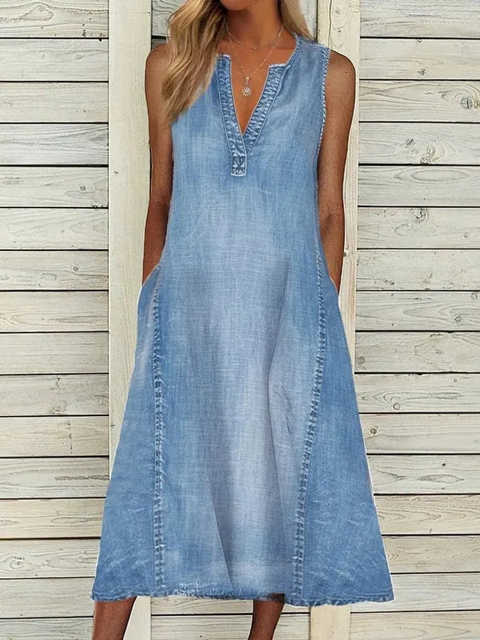 Women's Retro V-neck Sleeveless Denim Dress With Pockets