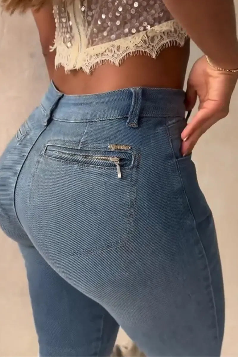 Women's Form-Fitting Denim Pants with Waist Chain & Zipper Pocket Detail
