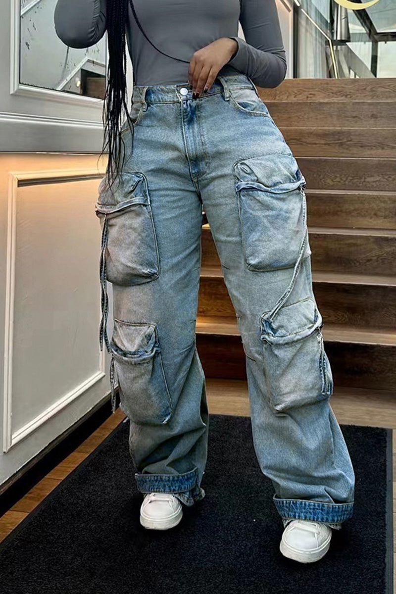 Women's Cargo Straight Leg Jeans With Spacious Pockets