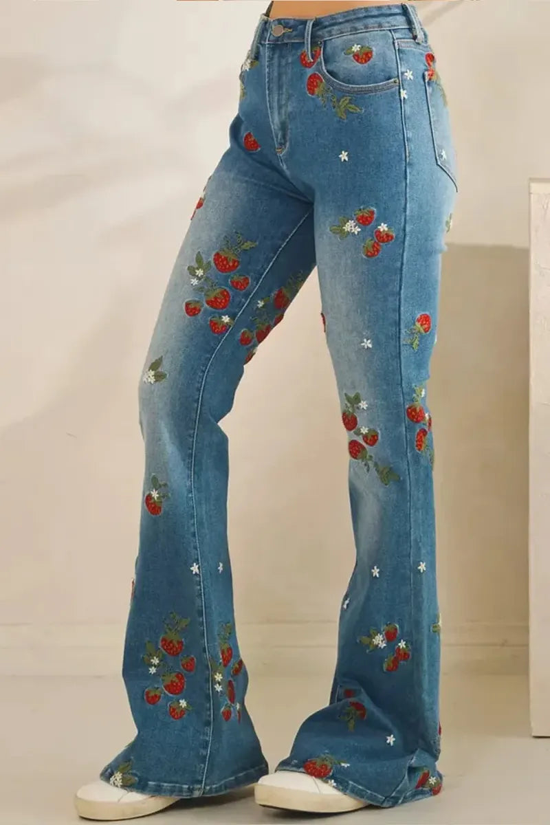 Ladies' Hot Selling Casual Spring And Summer Washed Strawberry Embroidered Jeans