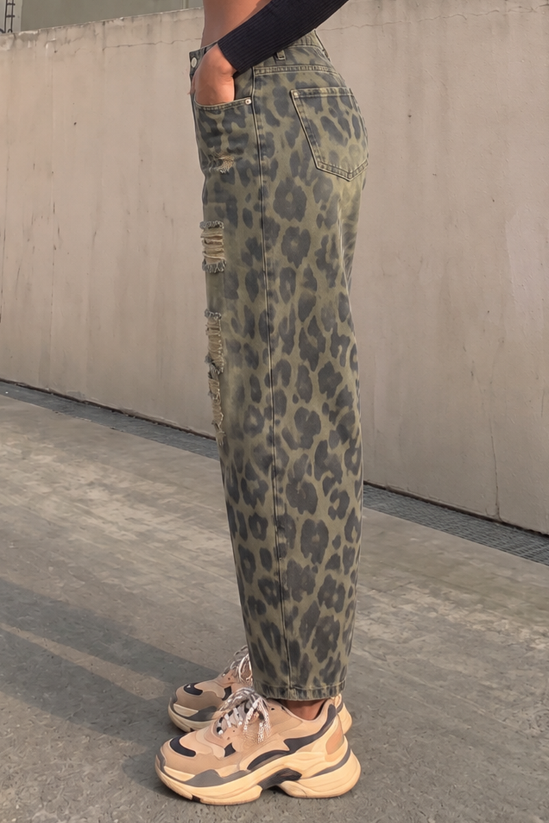 Women's Vintage Washed Leopard Print Ripped Jeans High Waisted Loose Baggy Denim Pants