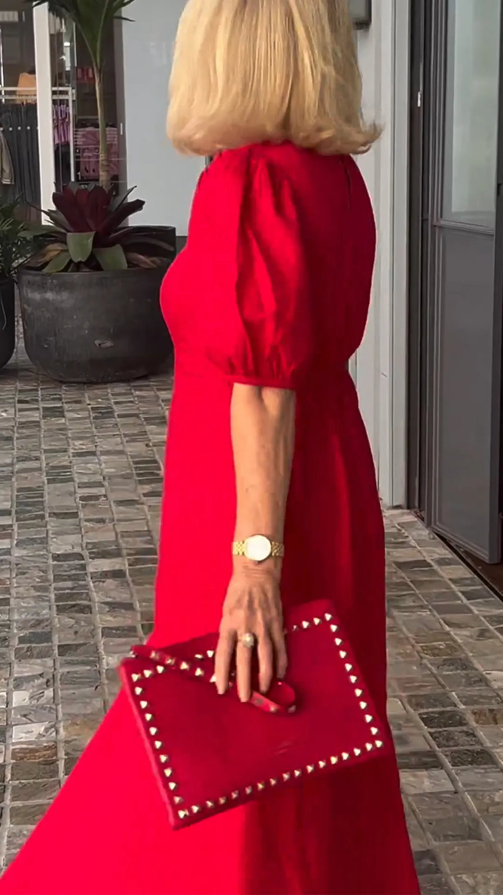 Ladies Round Neck Lantern Sleeve Loose Casual Dress