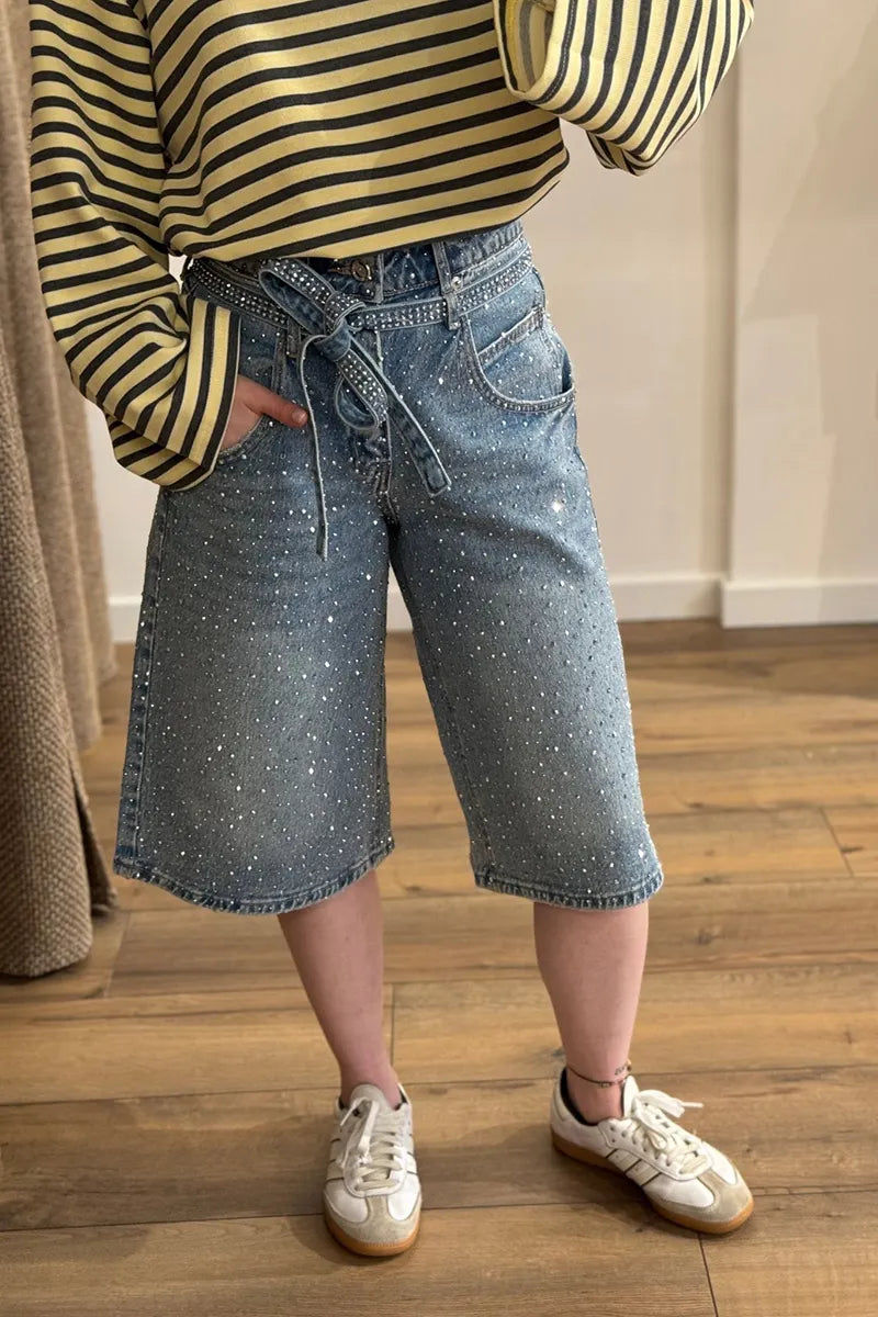 Women's Fashion Sparkling Rhinestone Cropped Jeans with Belt