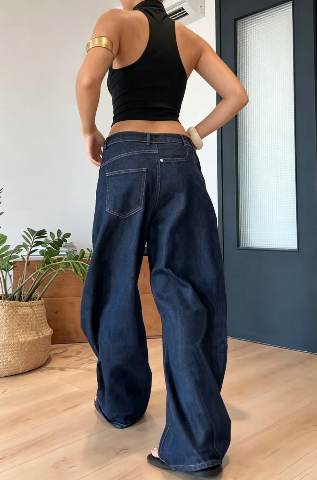Women's Fashion Asymmetric Wide Leg Jeans