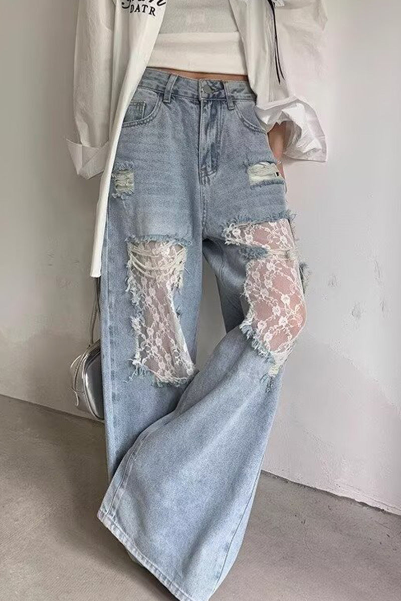 Women's Retro Jeans With Delicate Lace Insets