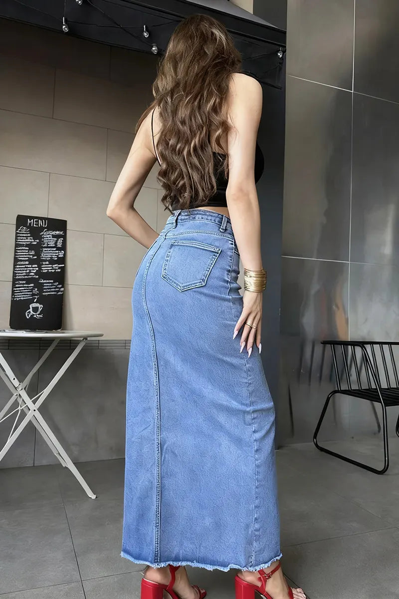 Women‘s Vintage Washed Front-Slit Denim Skirt