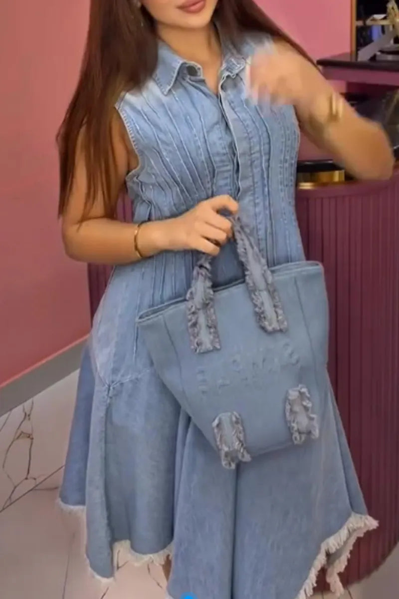 Women Light Blue Sleeveless Collar Vertical Pleat Frayed Hem Denim Midi Dress
