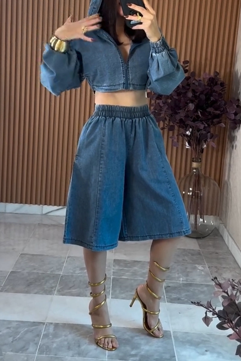 Women's Casual Hooded Denim Jacket or Loose Short Jeans