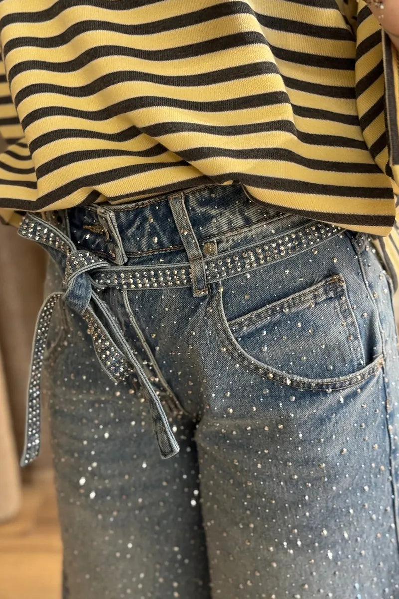 Women's Fashion Sparkling Rhinestone Cropped Jeans with Belt