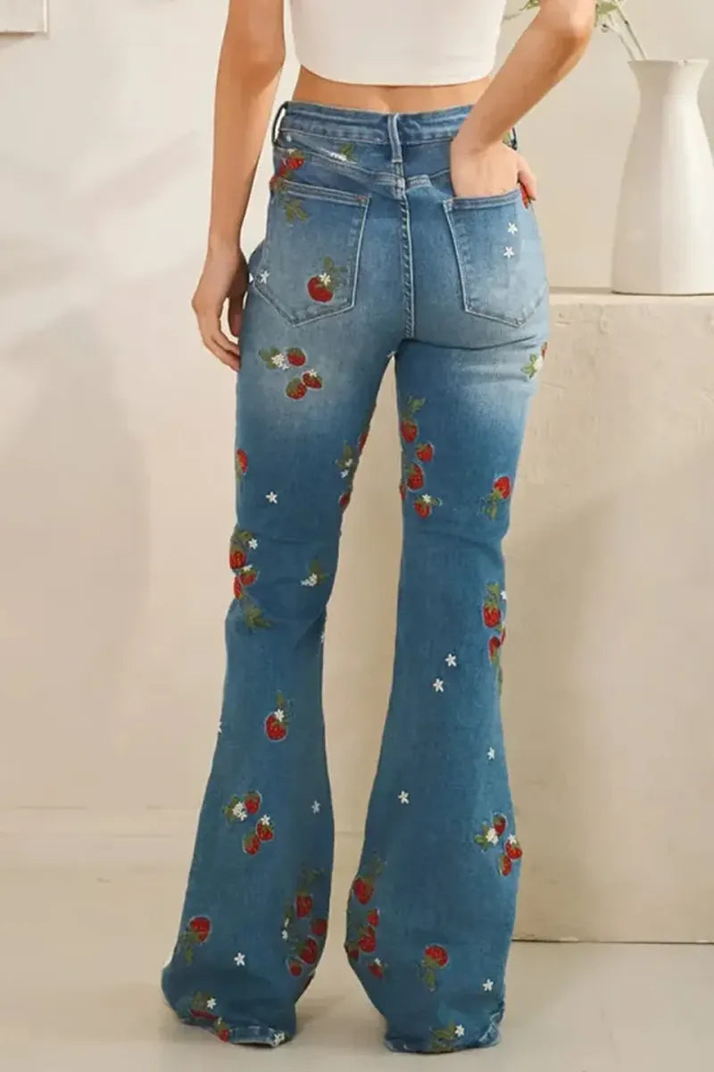 Ladies' Hot Selling Casual Spring And Summer Washed Strawberry Embroidered Jeans