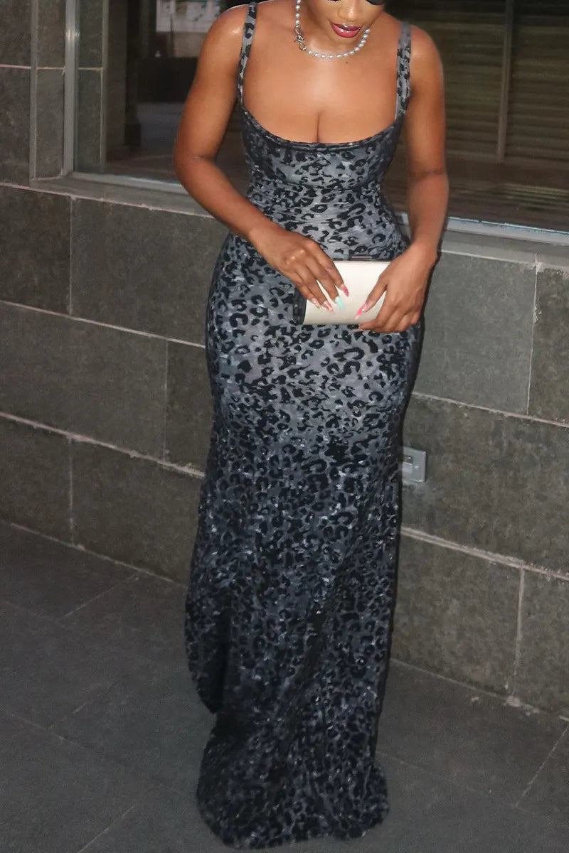 Women's Form-Fitting Leopard Print Gown with Low-Cut Bust & Floor-Length Hem