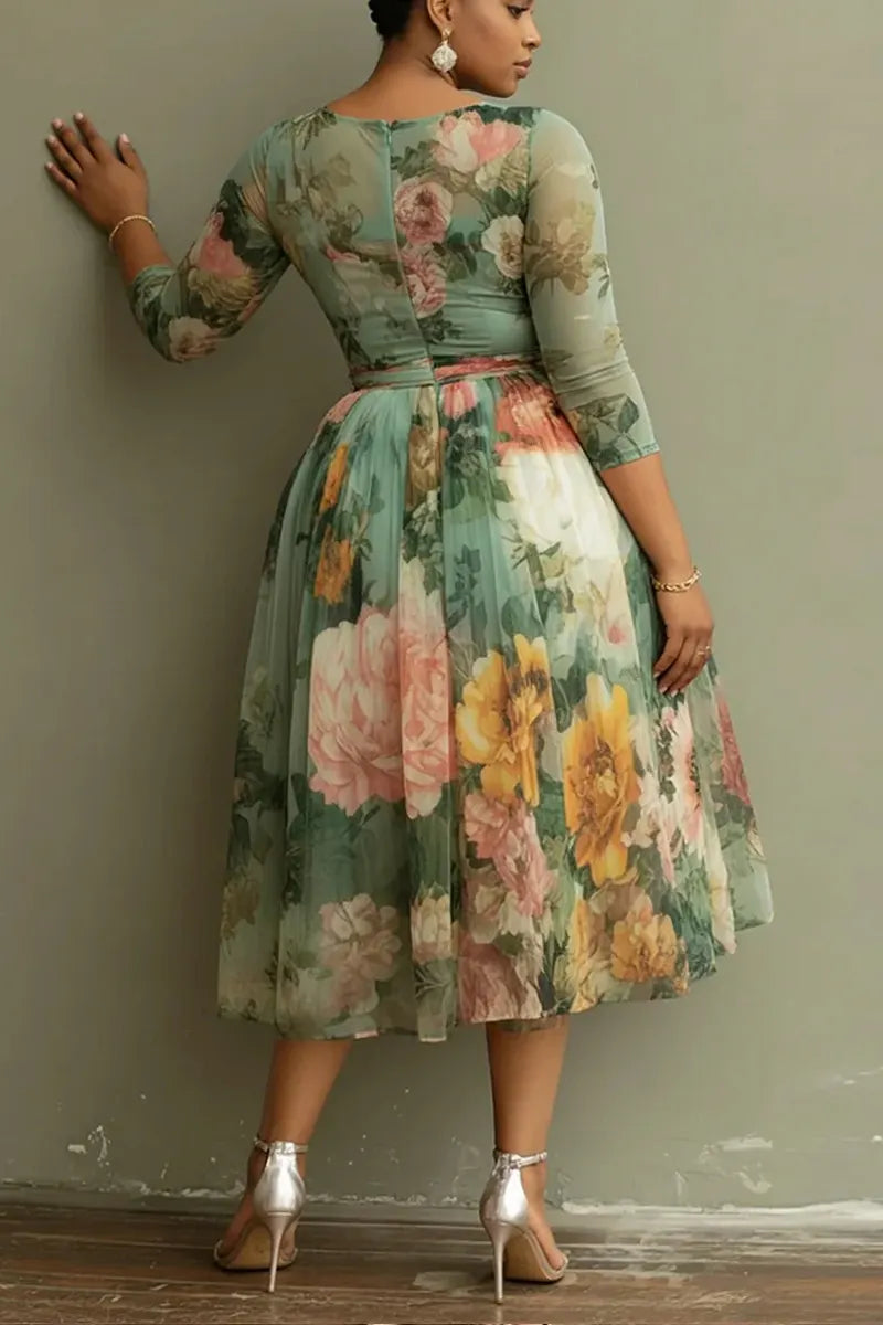 Ladies' Fashionable Leisure Vacation Sage Green Floral Round Neck 3/4 Sleeves Sheer Sheer Mid Length Skirt