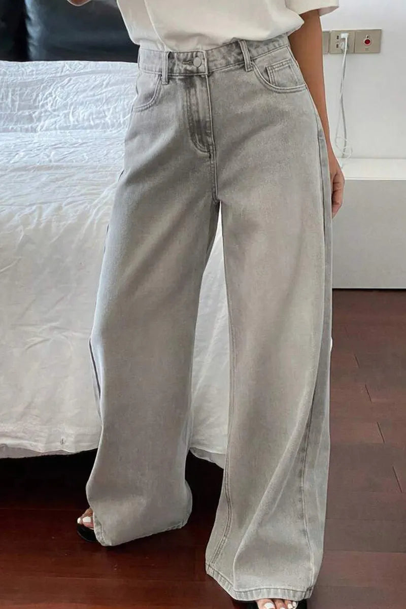 Women's Flattering Straight Cut Jeans