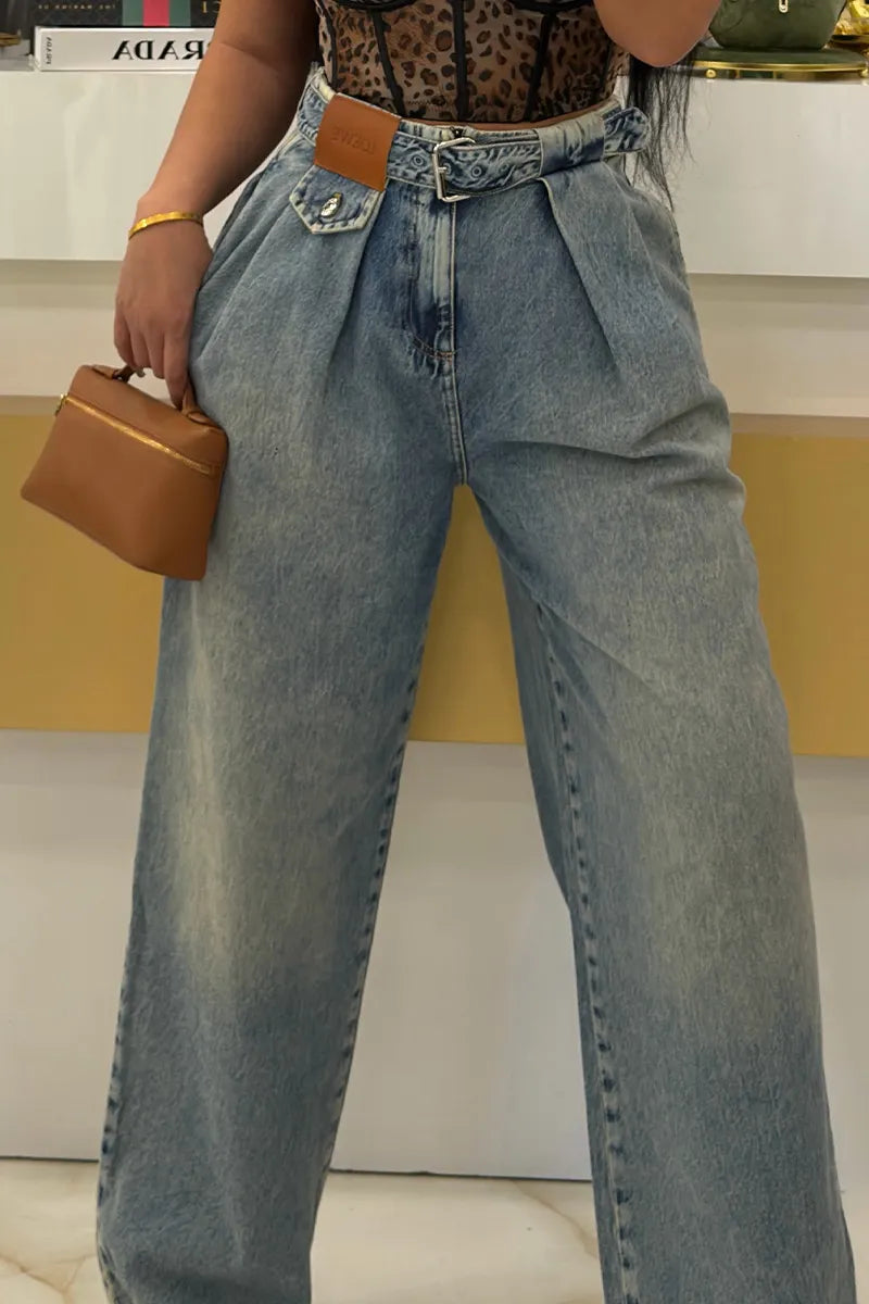 Women High Waist Pleated Front Leather Patch Belt Loose Wide Leg Light Wash Denim Jeans