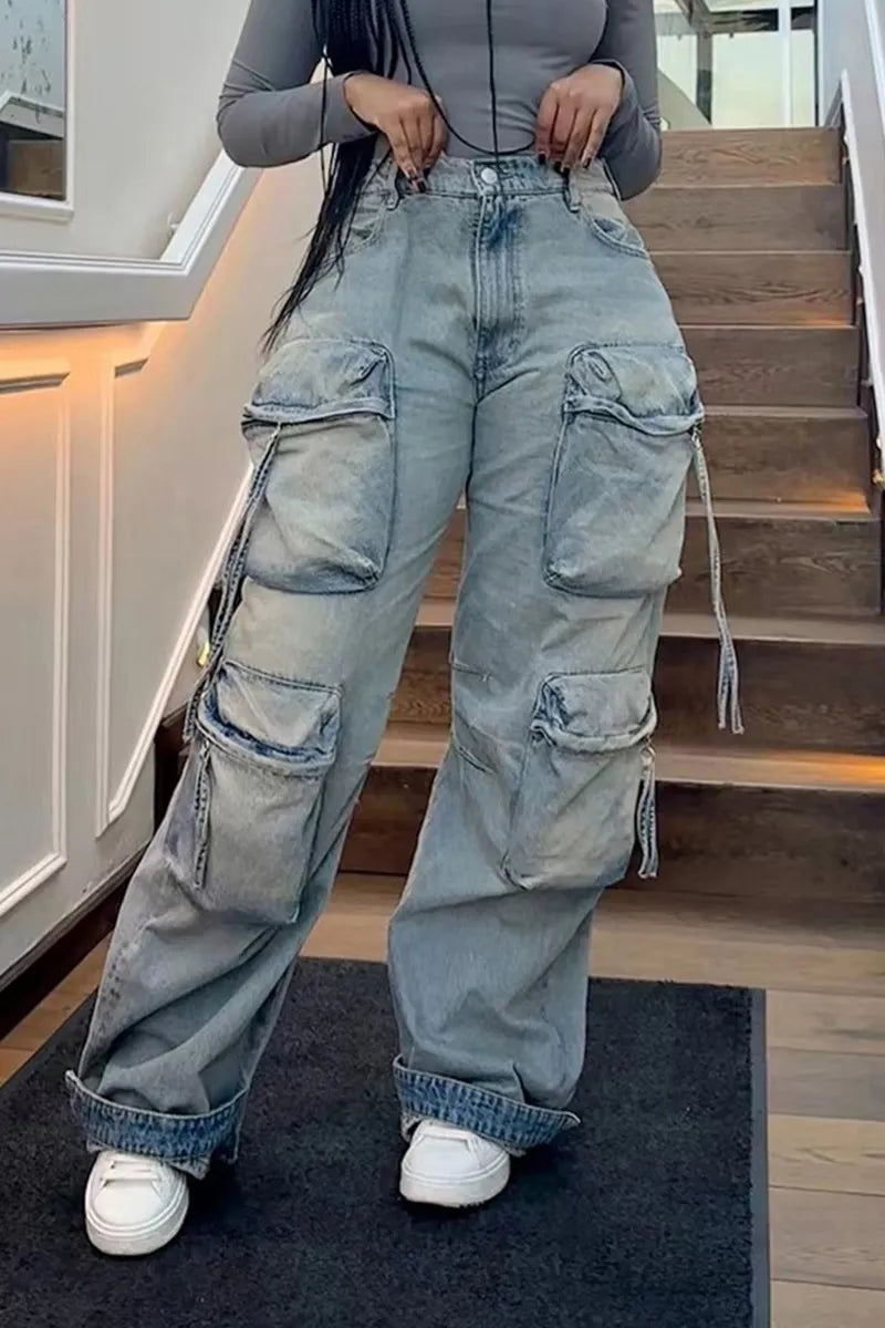 Women's Cargo Straight Leg Jeans With Spacious Pockets