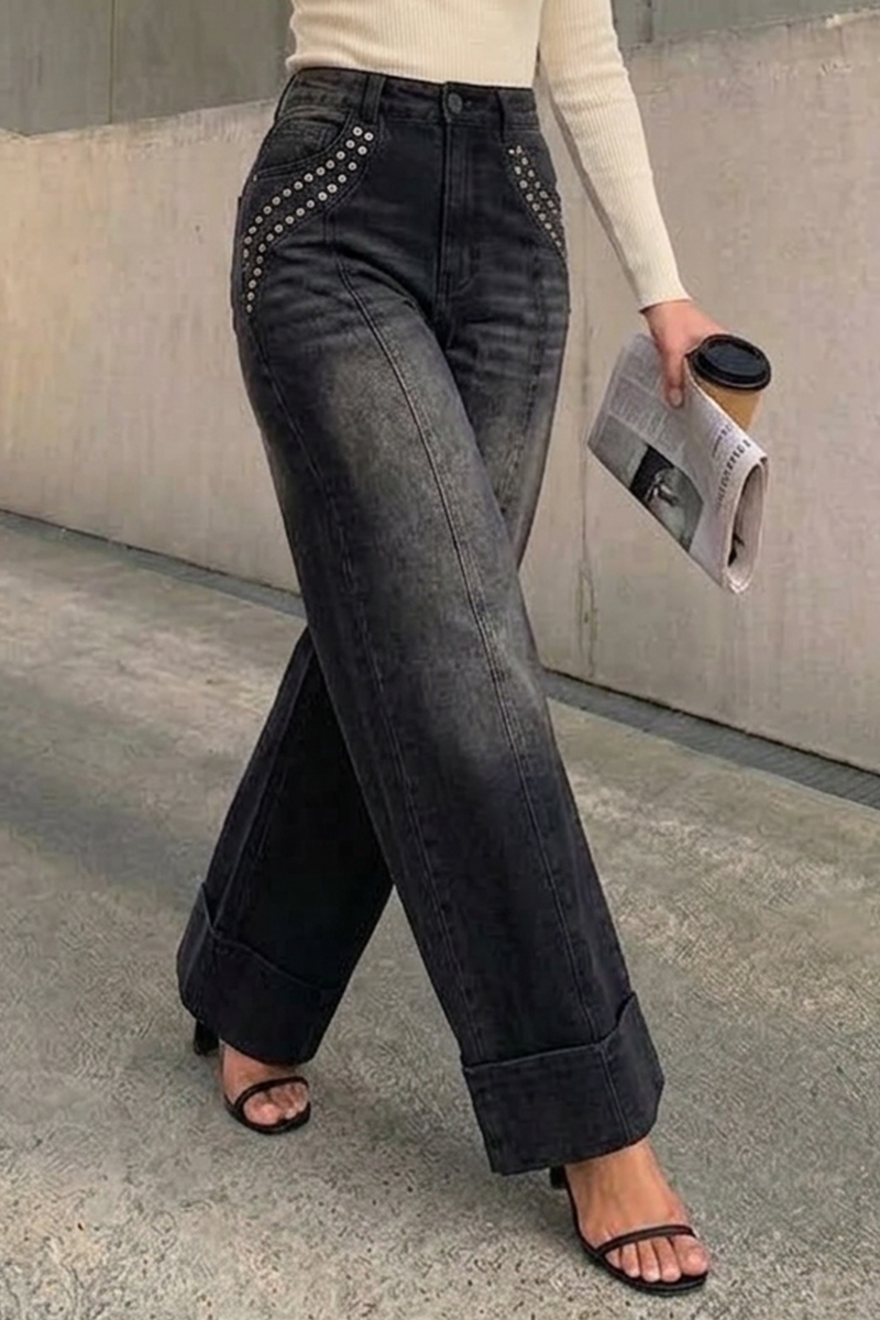 Women's Washed Black Wide Leg Jeans with Studded Pockets Front Seam Cuffed Denim Pants