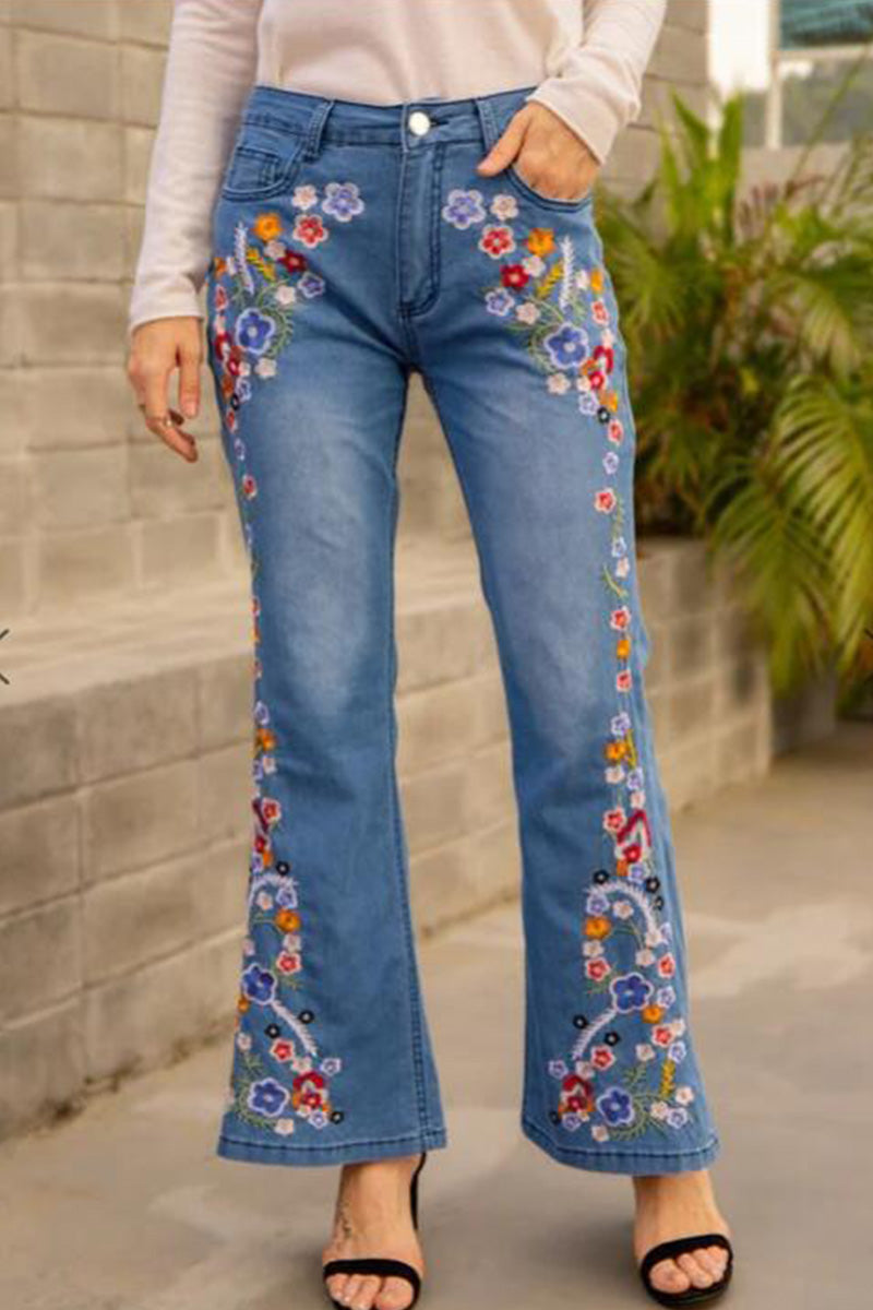 Women's Statement Floral Embroidered Flare Jeans