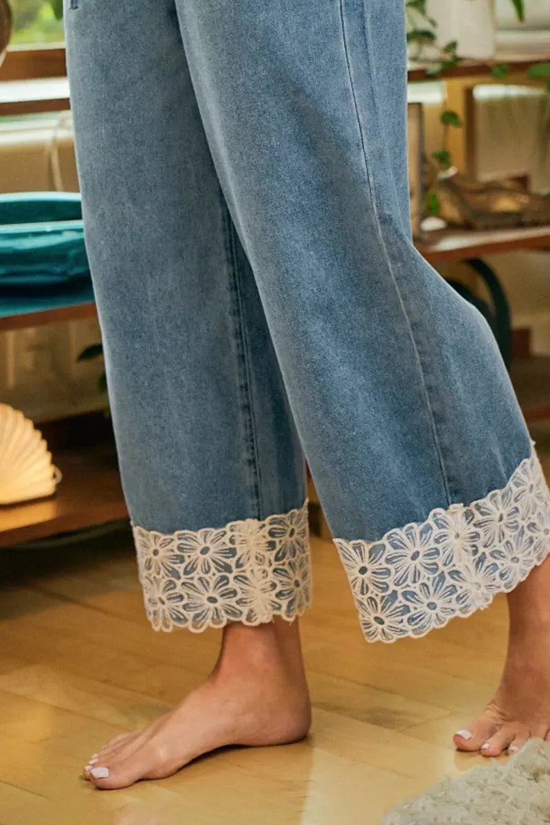 Women's Casual Lace Trimmed Elastic Waistband Wide Leg Jeans